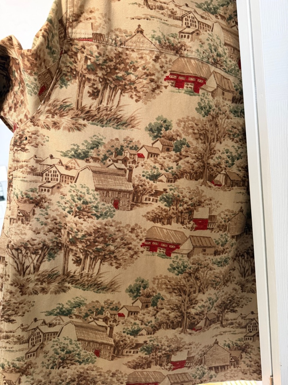 Lauren Ralph Lauren Scenic Print Utility Jacket with Red Corduroy Collar - Picture 4 of 5